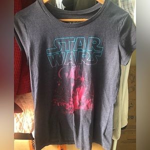 3/$30 - OLD NAVY Star Wars tee, good condition!